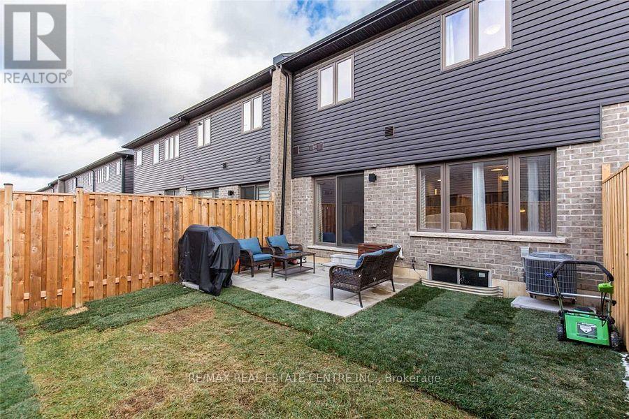 101 Greenwich Avenue, Hamilton, Ontario  L8J 0L6 - Photo 11 - X13817094