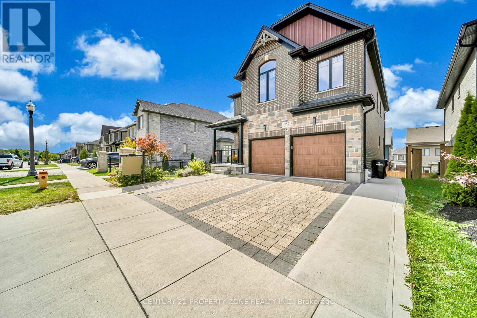 187 Forest Creek Drive, Kitchener, Ontario  N2R 0M1 - Photo 2 - X13817104