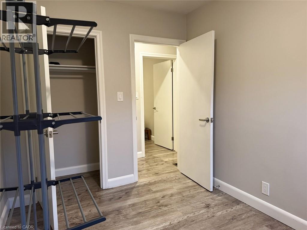175 West 27th Street Unit# Main Floor, Hamilton, Ontario  L9C 5A5 - Photo 10 - 40856757