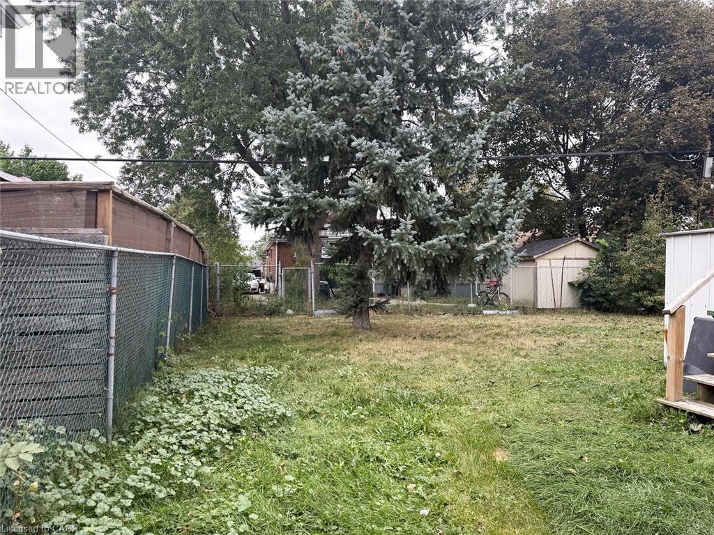 1107 Mohawk Road E Unit# Bsmt, Hamilton, Ontario  L8T 2S4 - Photo 4 - 40857078