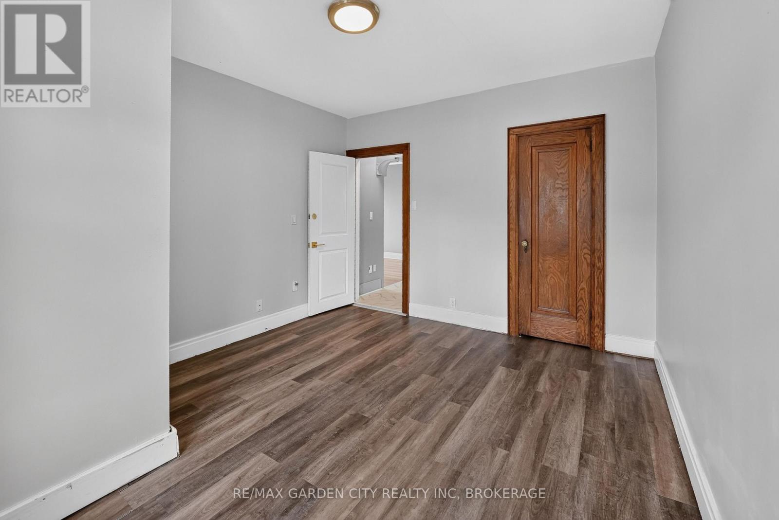 74 Wiley Street, St. Catharines, Ontario  L2R 4G6 - Photo 12 - X13817118
