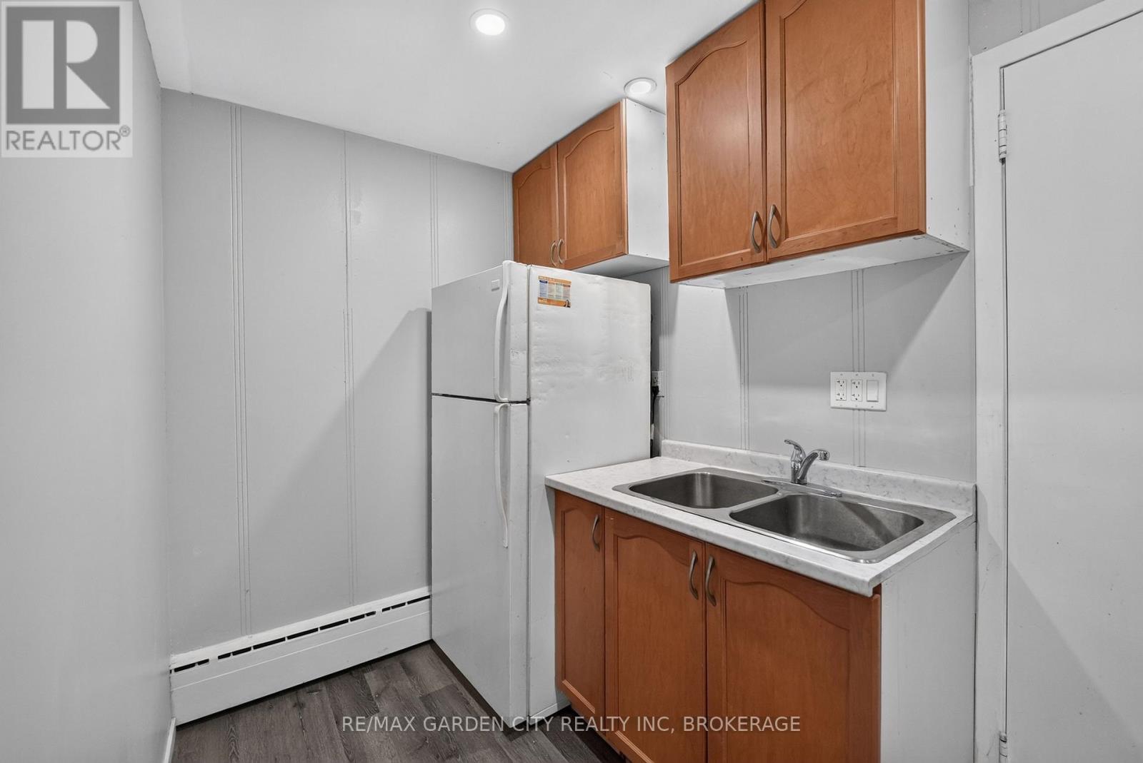 74 Wiley Street, St. Catharines, Ontario  L2R 4G6 - Photo 25 - X13817118