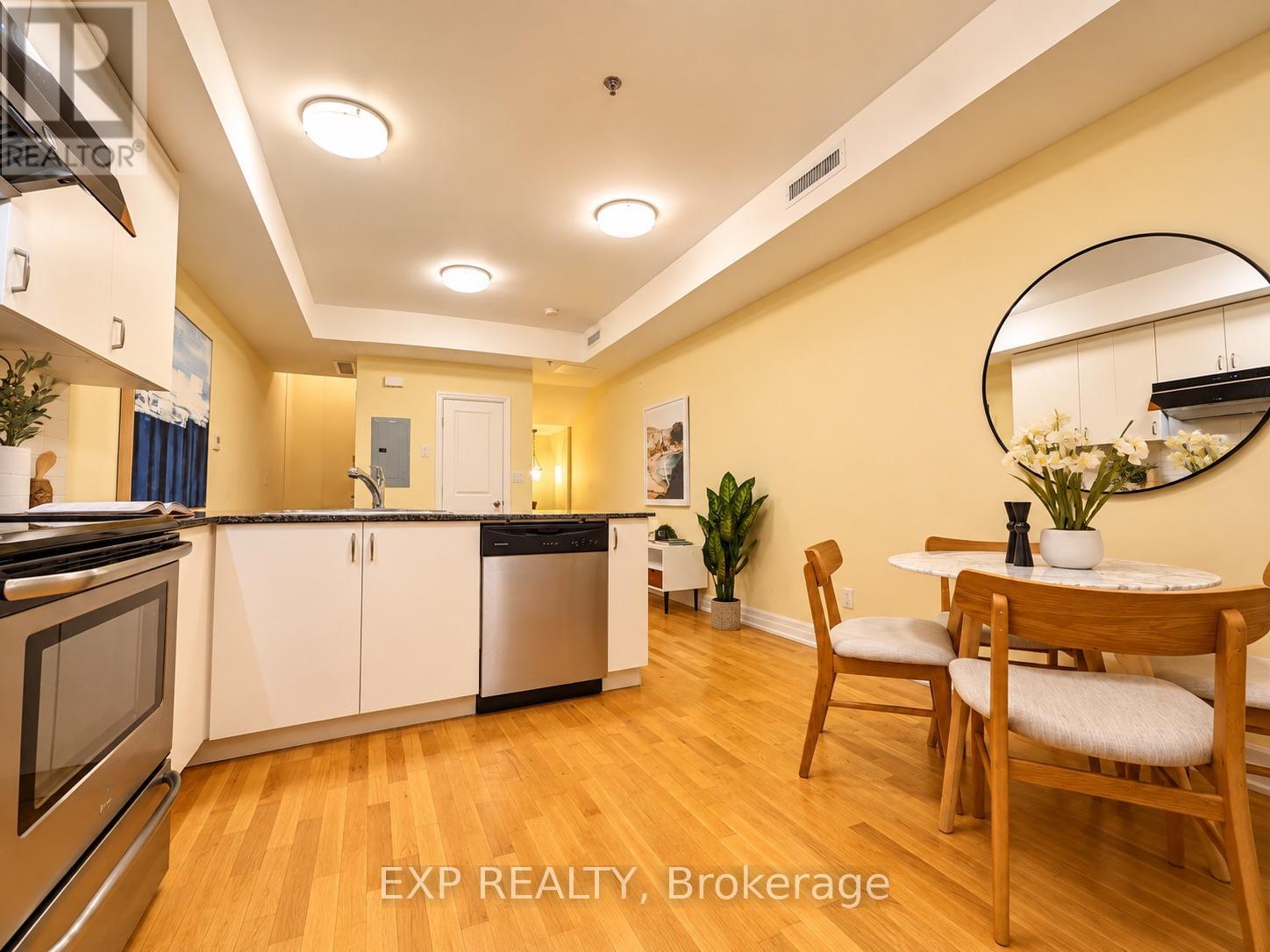 204 - 728 Sheppard Avenue W, Toronto, Ontario  M3H 2S8 - Photo 13 - C13817106
