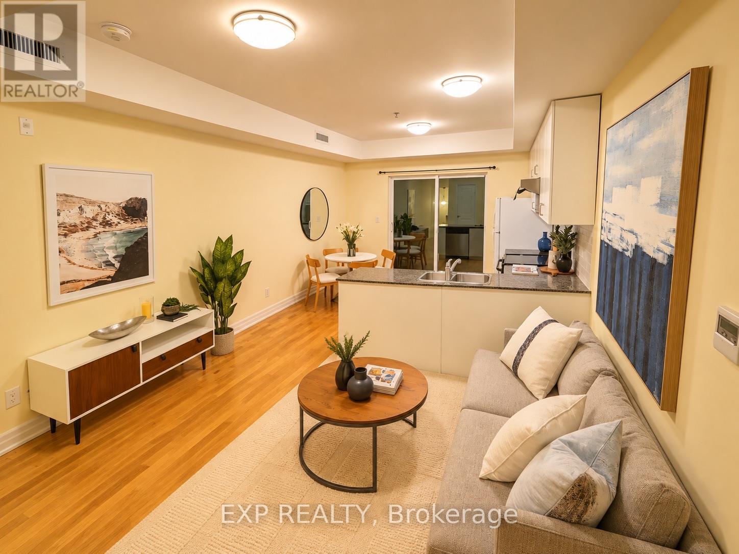 204 - 728 Sheppard Avenue W, Toronto, Ontario  M3H 2S8 - Photo 4 - C13817106