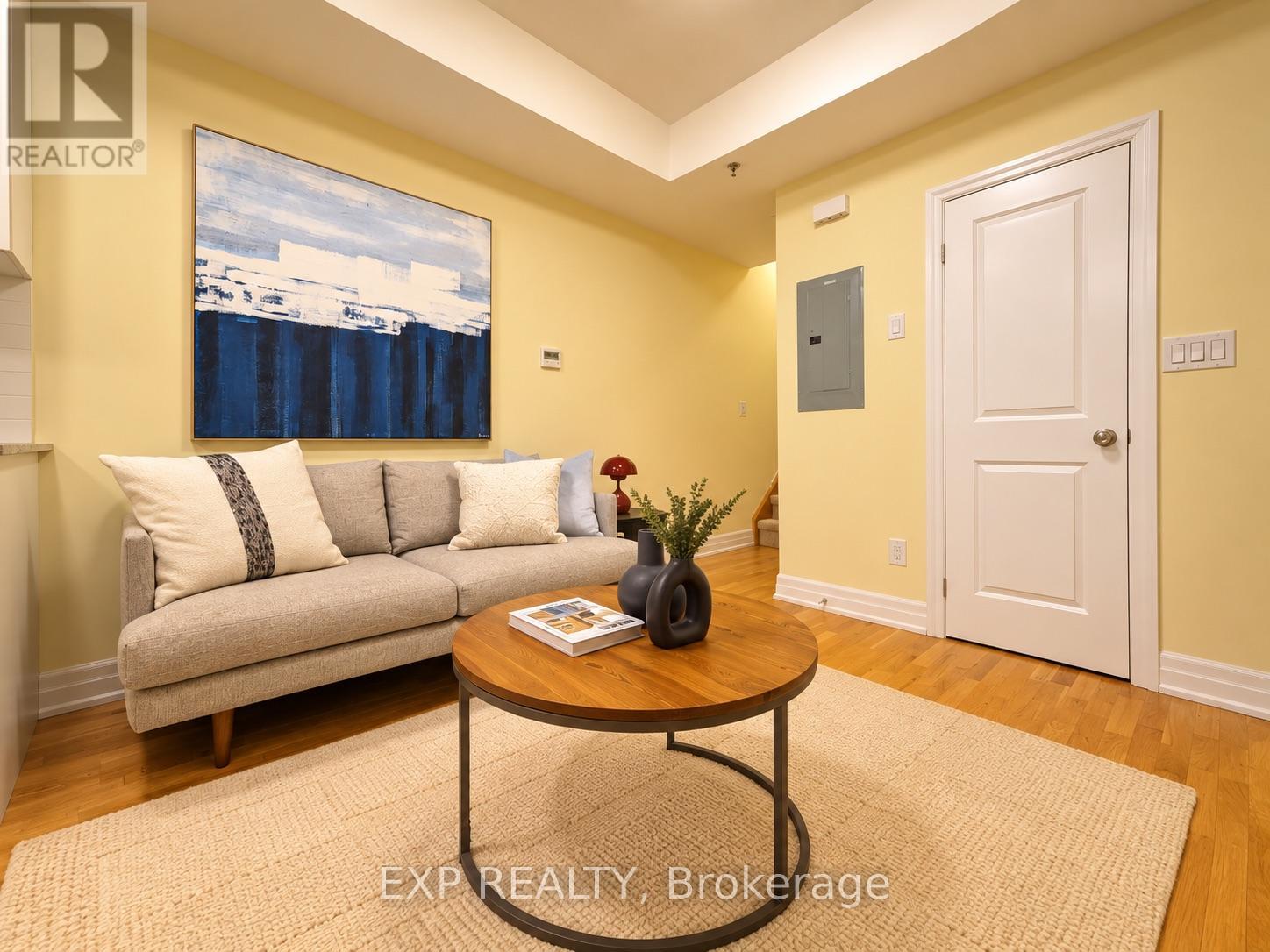 204 - 728 Sheppard Avenue W, Toronto, Ontario  M3H 2S8 - Photo 6 - C13817106