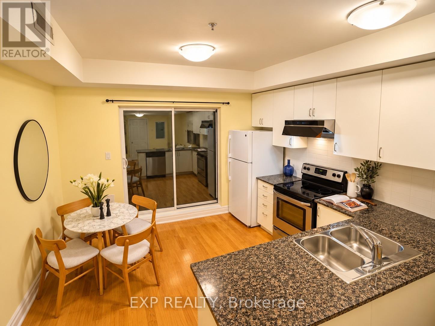 204 - 728 Sheppard Avenue W, Toronto, Ontario  M3H 2S8 - Photo 7 - C13817106
