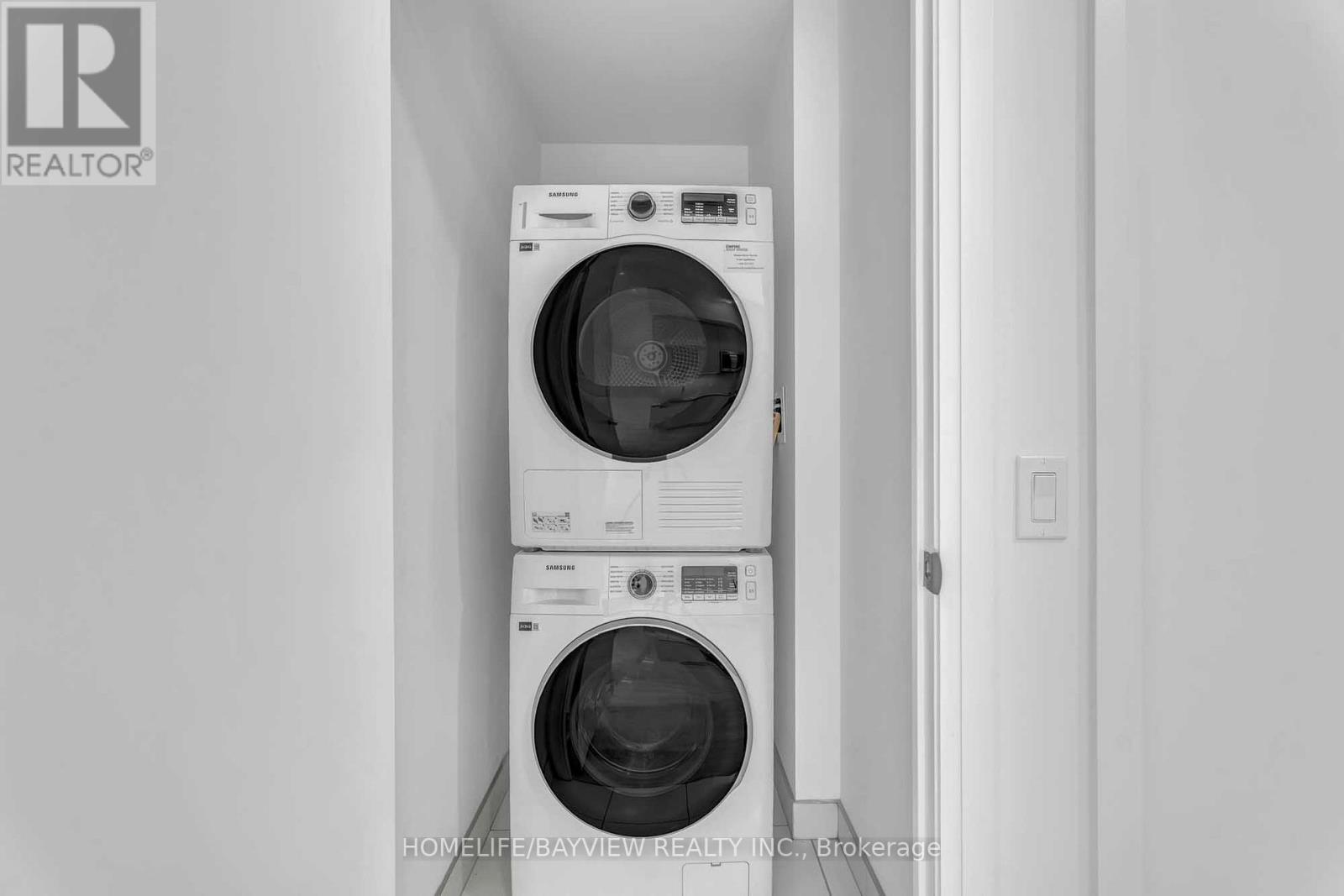 2016 - 15 Richardson Street, Toronto, Ontario  M5A 0Y5 - Photo 14 - C13817136