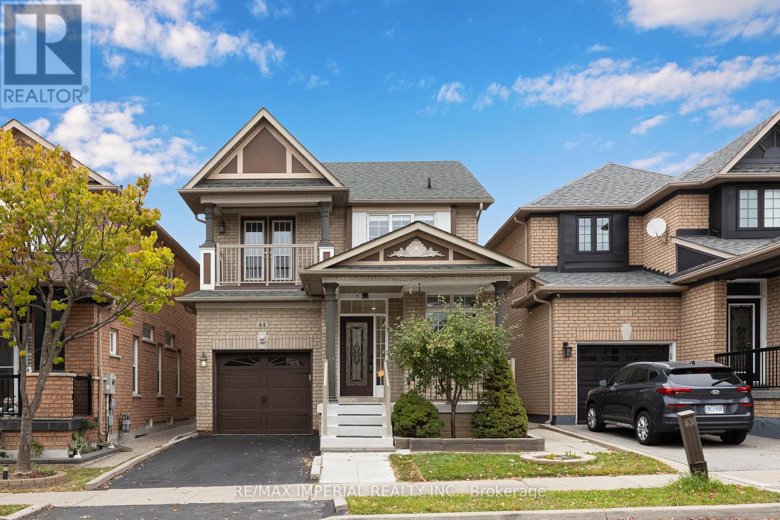 44 Hawkview Boulevard, Vaughan, Ontario  L4H 2E2 - Photo 2 - N13817138