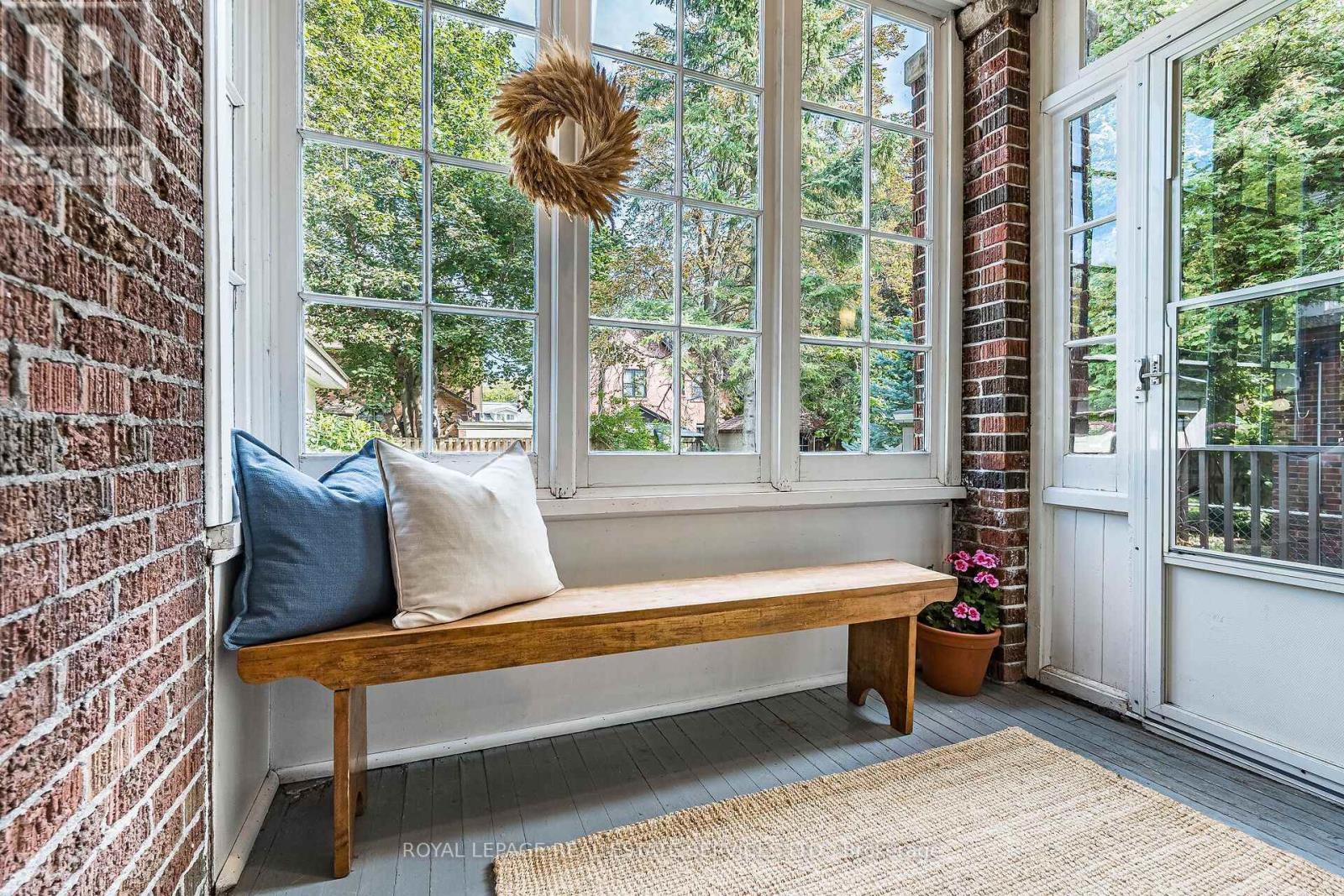21 Eastbourne Crescent, Toronto, Ontario  M8V 1W5 - Photo 20 - W13817114