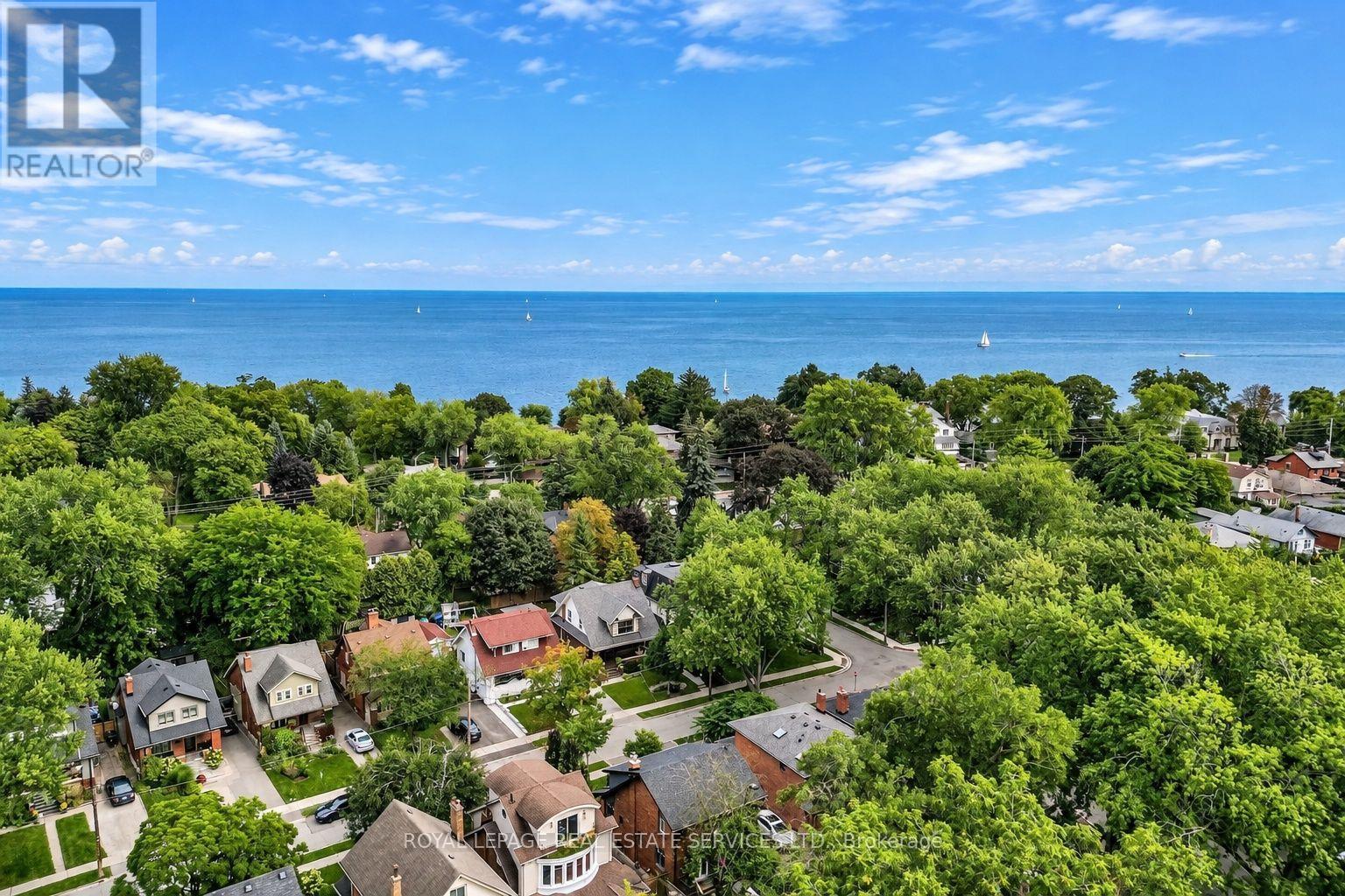 21 Eastbourne Crescent, Toronto, Ontario  M8V 1W5 - Photo 3 - W13817114
