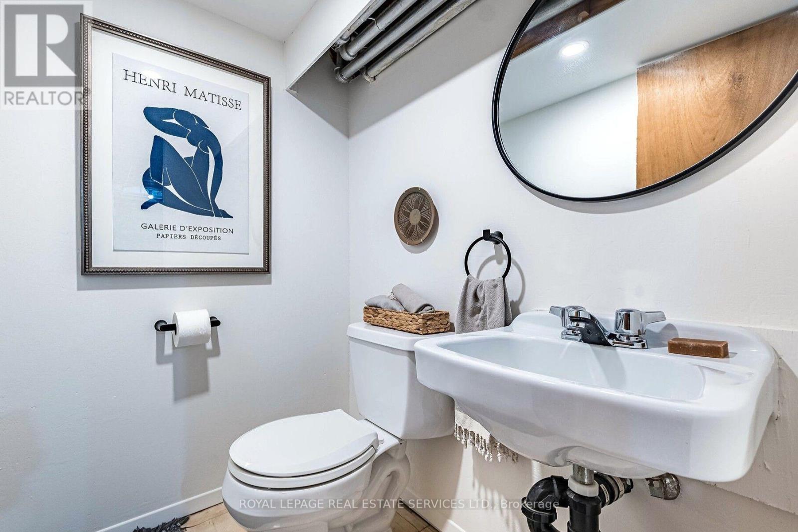21 Eastbourne Crescent, Toronto, Ontario  M8V 1W5 - Photo 39 - W13817114