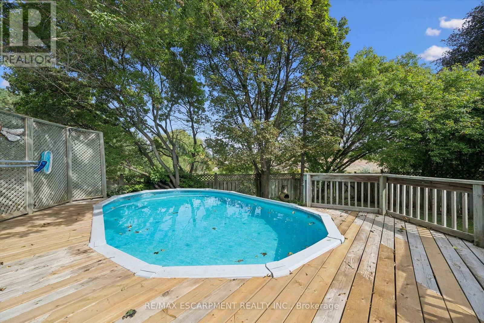 2203 Robin Drive, Mississauga, Ontario  L5K 2L5 - Photo 33 - W13817120