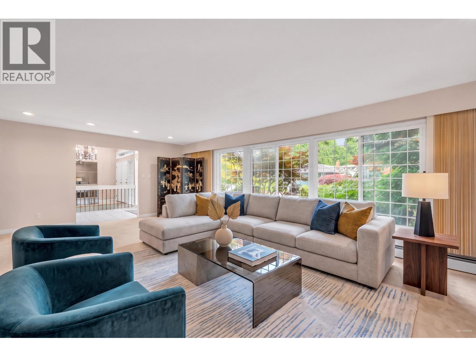 7 Semana Crescent, Vancouver, British Columbia  V6N 2E1 - Photo 3 - R3168418