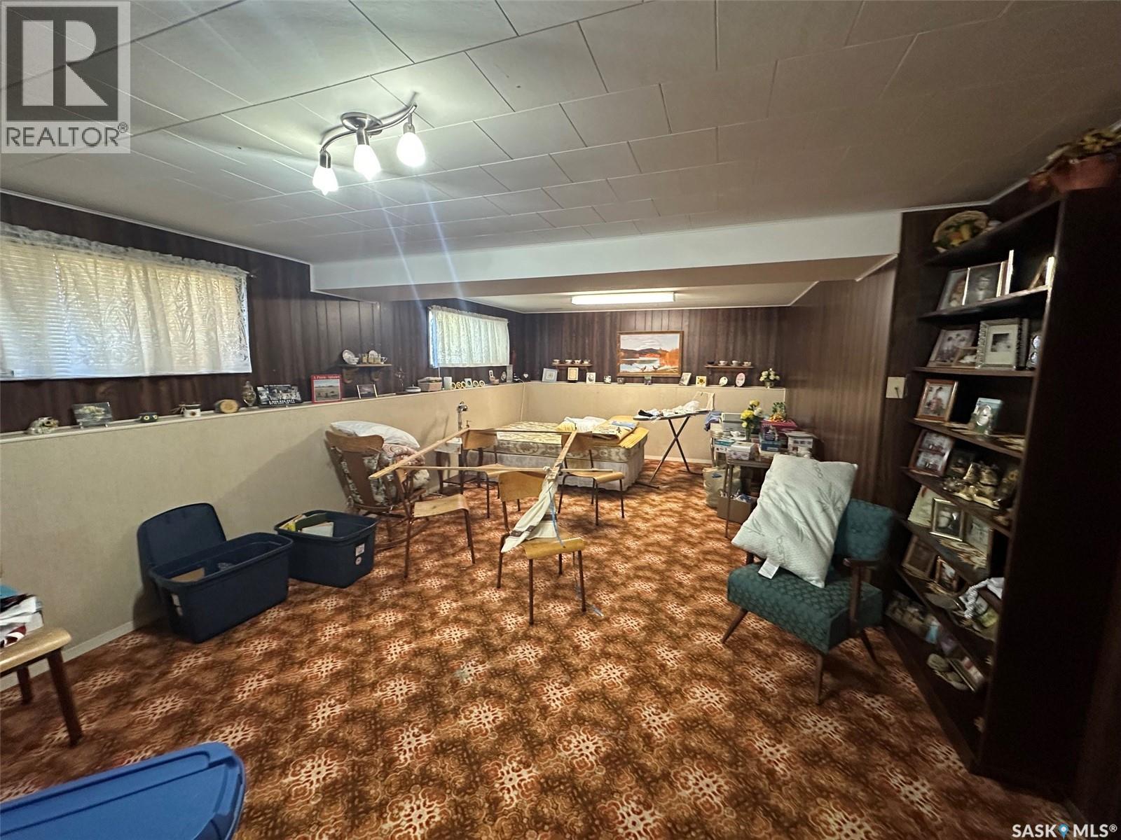 105 Empire Road, Assiniboia, Saskatchewan  S0H 0B0 - Photo 16 - SK049215