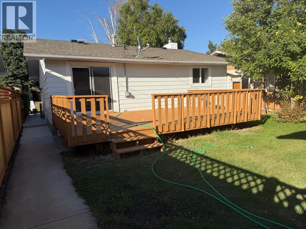 471 78 Avenue NE, Calgary, Alberta  T2K 5A1 - Photo 3 - A2344921