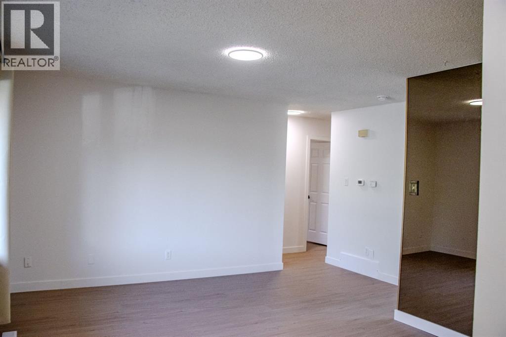 471 78 Avenue NE, Calgary, Alberta  T2K 5A1 - Photo 39 - A2344921