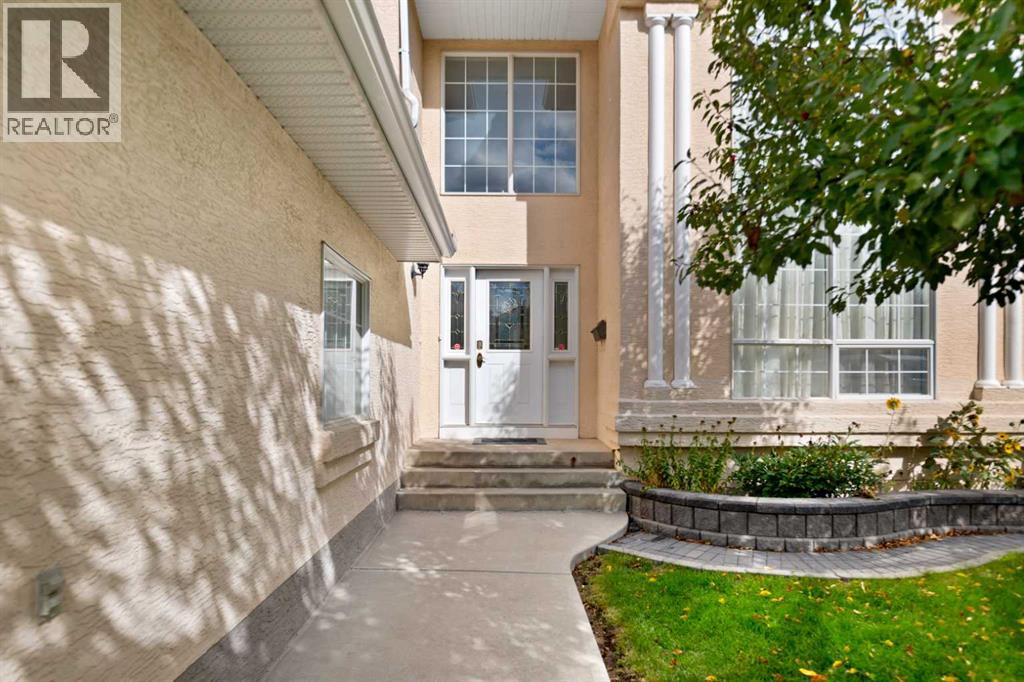 199 Hamptons Terrace NW, Calgary, Alberta  T3A 5S3 - Photo 3 - A2346904