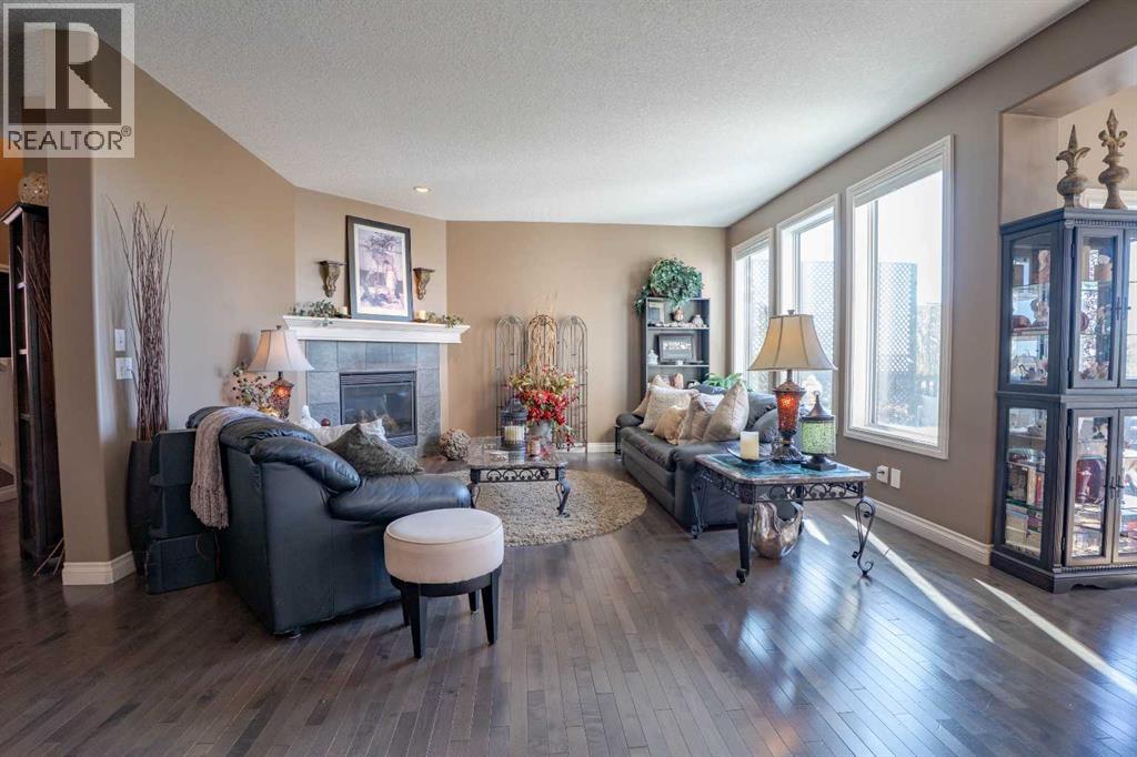 460 Sunset Link, Crossfield, Alberta  T0M 0S0 - Photo 9 - A2347495