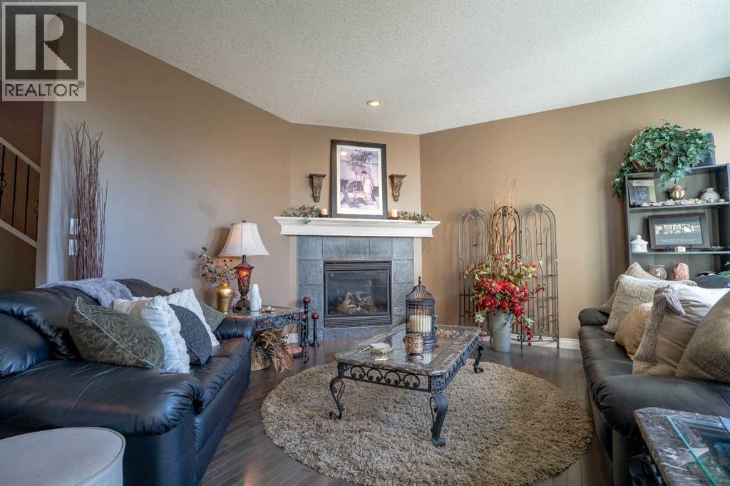 460 Sunset Link, Crossfield, Alberta  T0M 0S0 - Photo 19 - A2347495