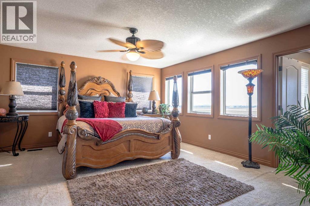 460 Sunset Link, Crossfield, Alberta  T0M 0S0 - Photo 32 - A2347495