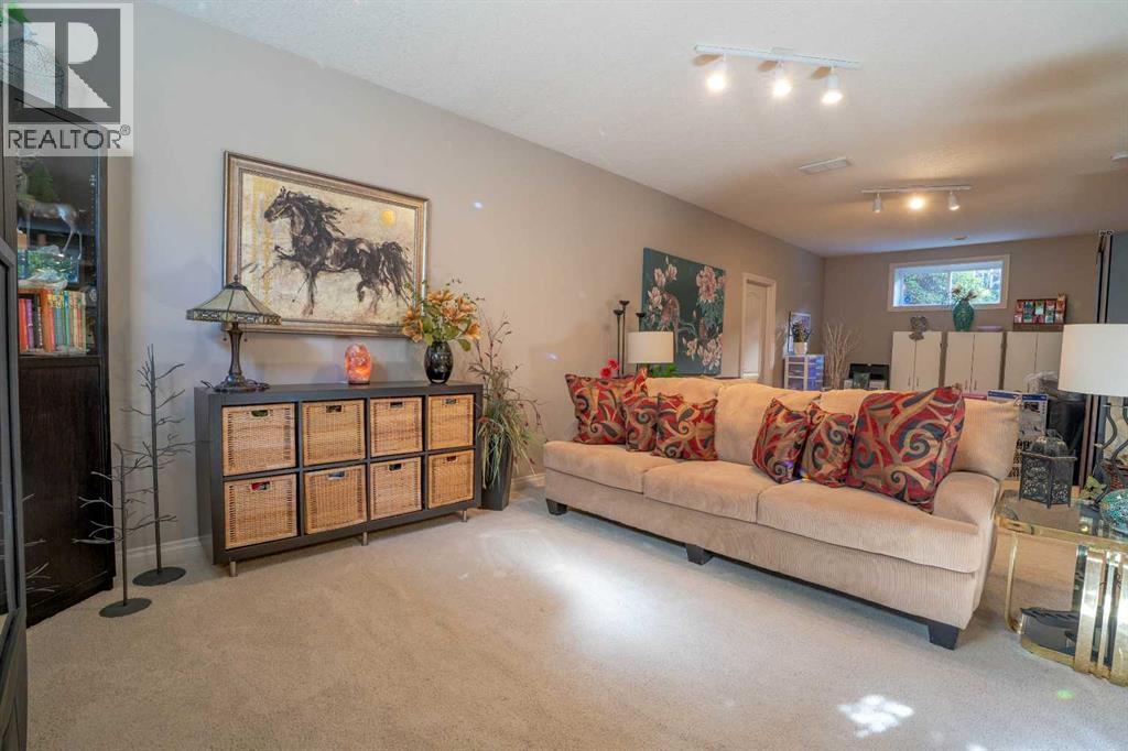 460 Sunset Link, Crossfield, Alberta  T0M 0S0 - Photo 45 - A2347495