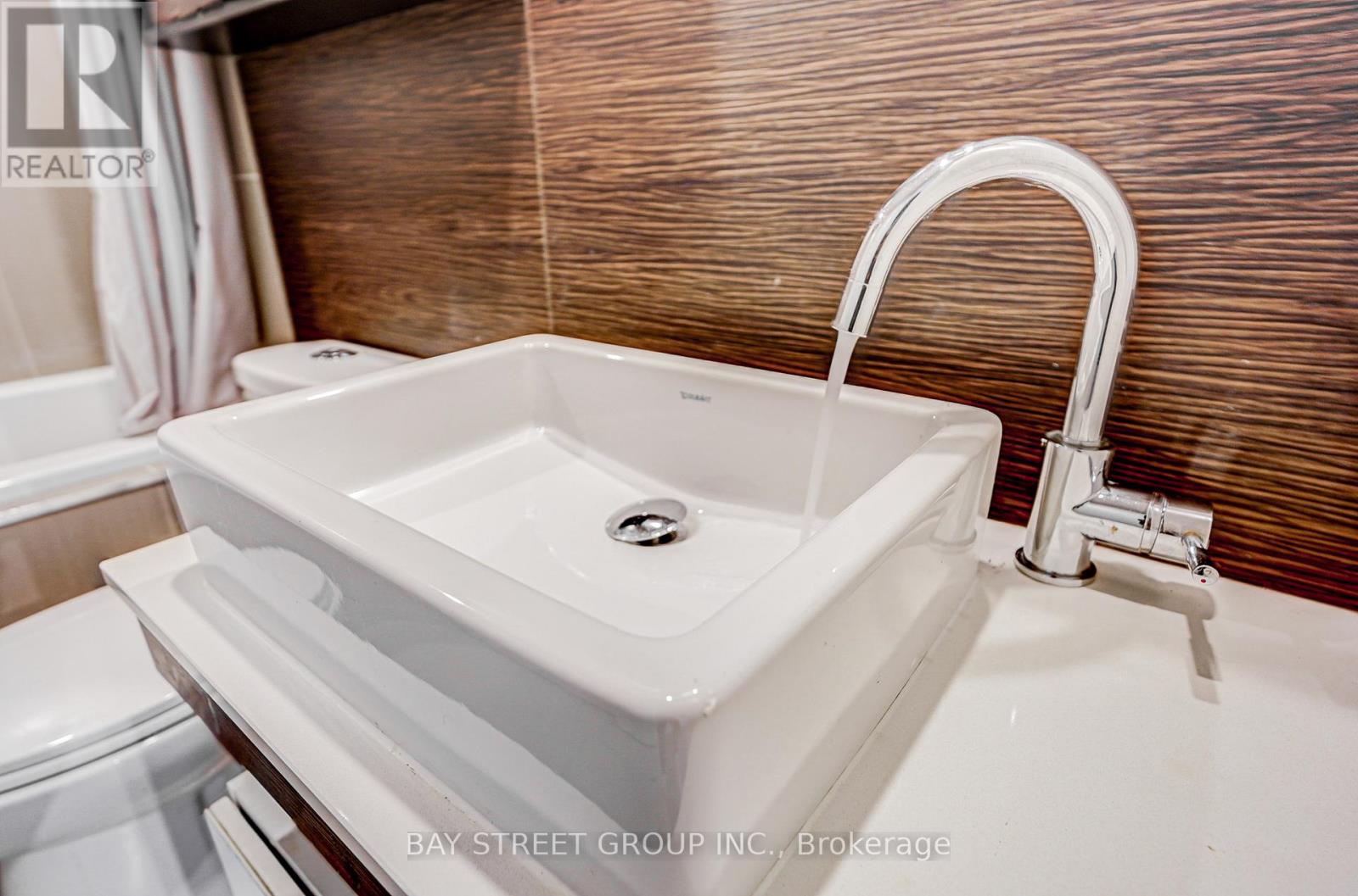609 - 75 St Nicholas Street, Toronto, Ontario  M4Y 0A5 - Photo 18 - C13817170