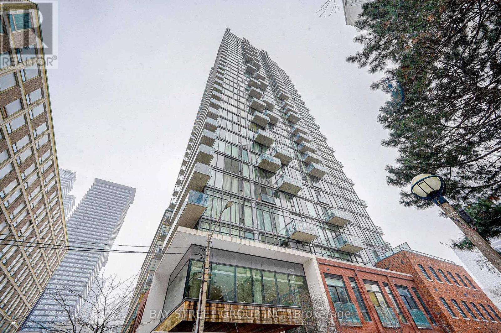 609 - 75 St Nicholas Street, Toronto, Ontario  M4Y 0A5 - Photo 2 - C13817170