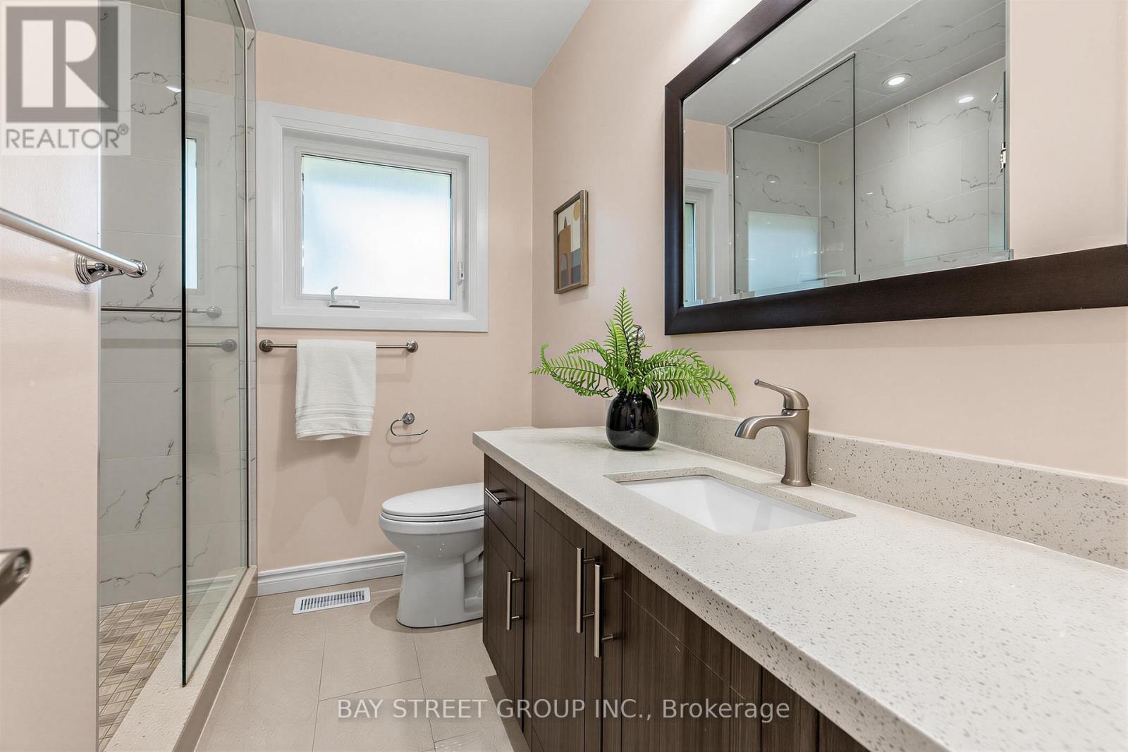 8 Amethyst Road, Toronto, Ontario  M1T 2E7 - Photo 14 - E13817150