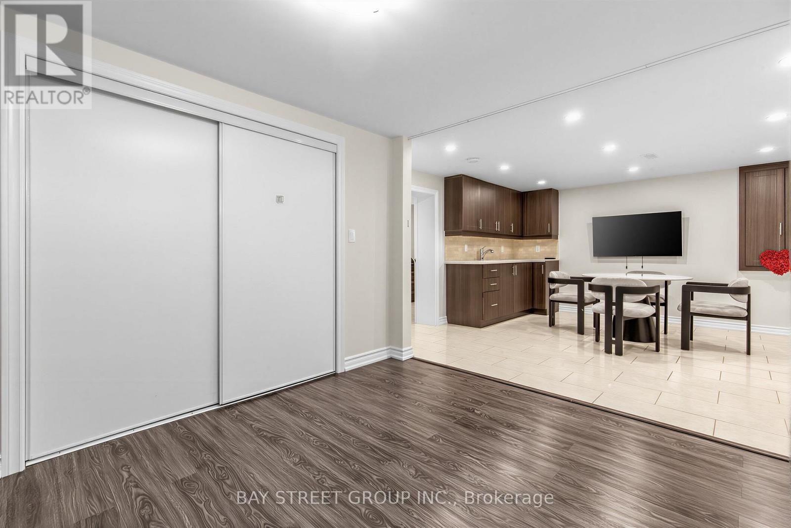 8 Amethyst Road, Toronto, Ontario  M1T 2E7 - Photo 17 - E13817150
