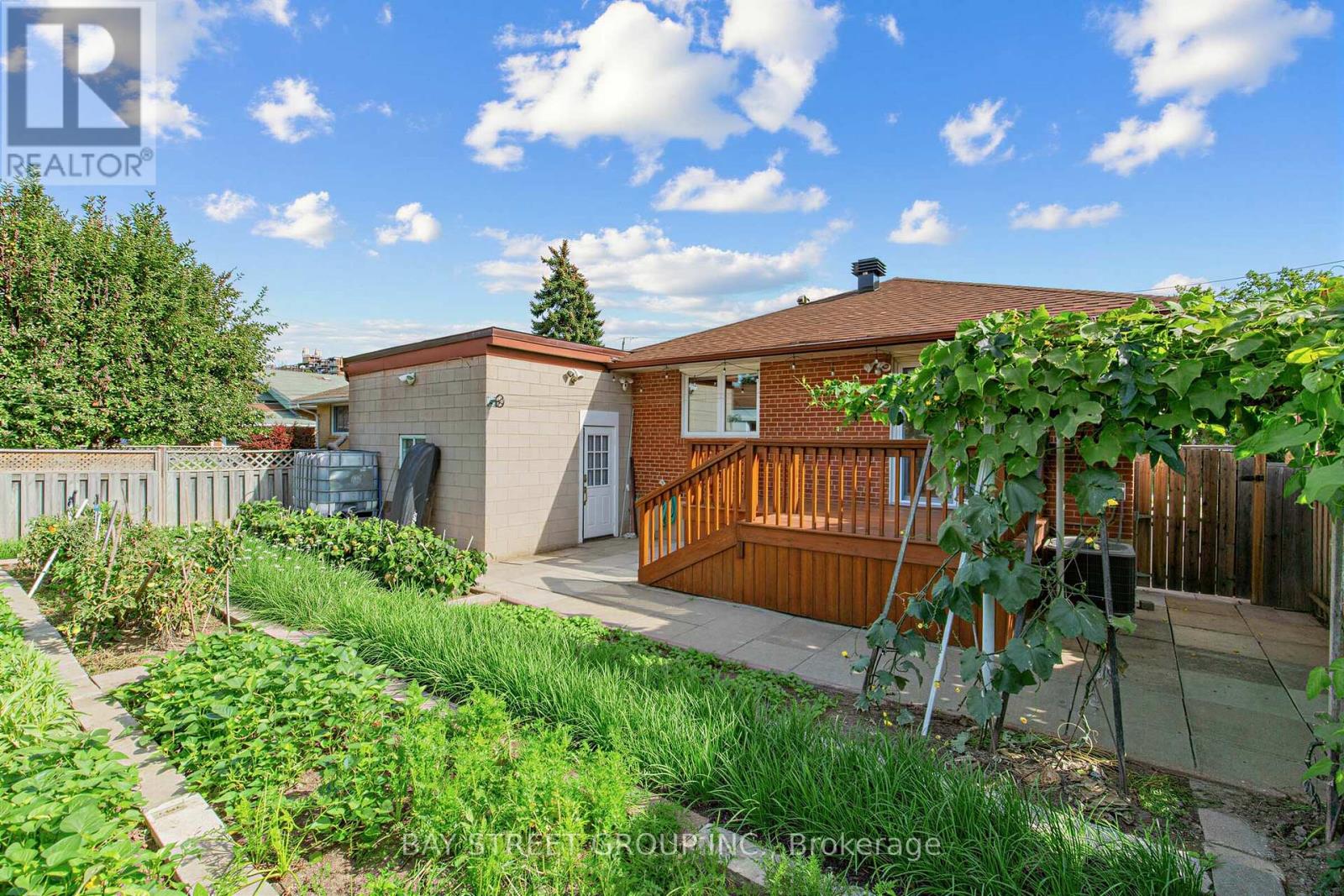 8 Amethyst Road, Toronto, Ontario  M1T 2E7 - Photo 26 - E13817150