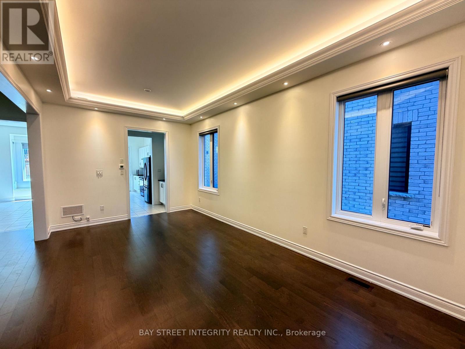 61 Cannes Avenue, Vaughan, Ontario  L4H 4P8 - Photo 2 - N13817162