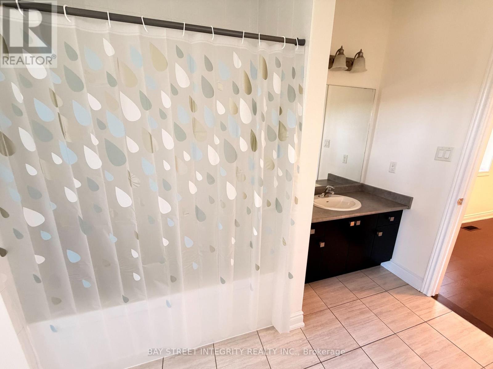 61 Cannes Avenue, Vaughan, Ontario  L4H 4P8 - Photo 24 - N13817162