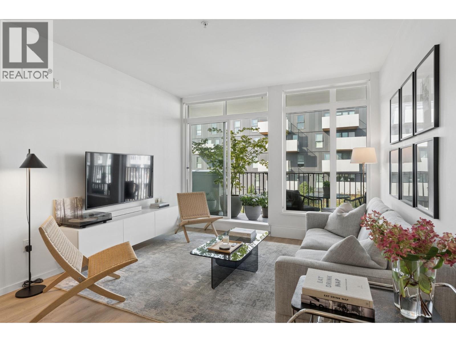 501 5080 Quebec Street, Vancouver, British Columbia  V5W 2N2 - Photo 2 - R3168087