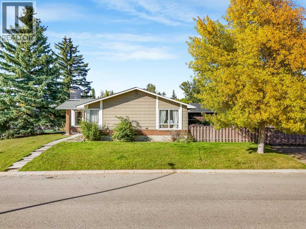 101 Hodson Way, Okotoks, Alberta  T0L 1T1 - Photo 2 - A2346909
