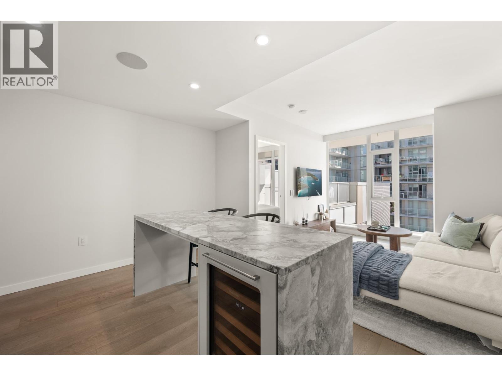 602 7418 Paulson Street, Vancouver, British Columbia  V6P 0K2 - Photo 5 - R3168424