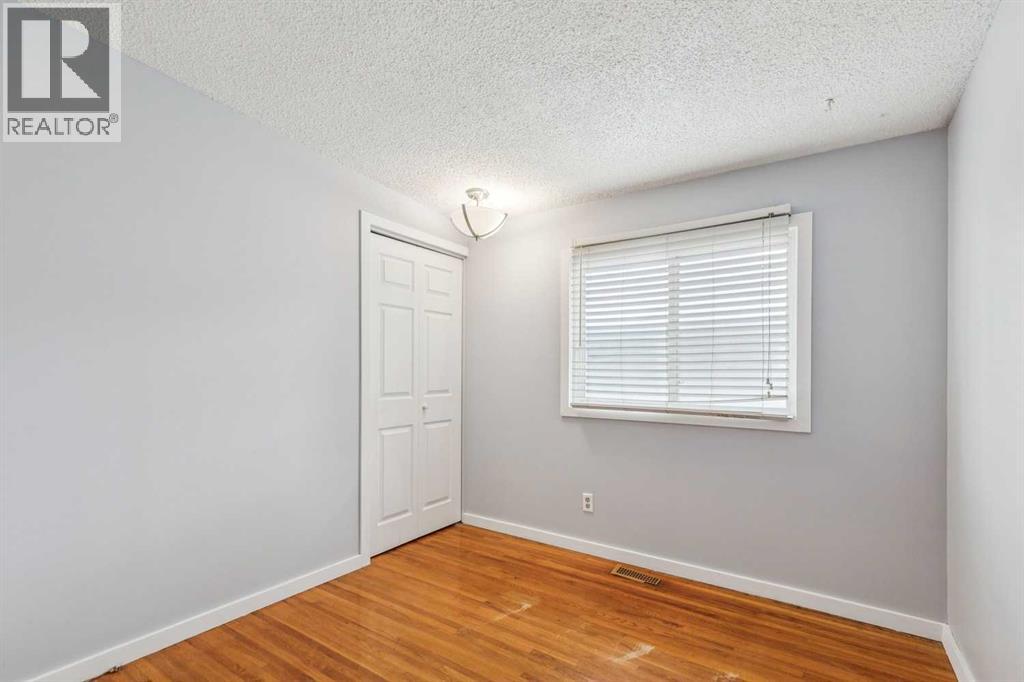518 72 Avenue NW, Calgary, Alberta  T2K 0P2 - Photo 16 - A2346112