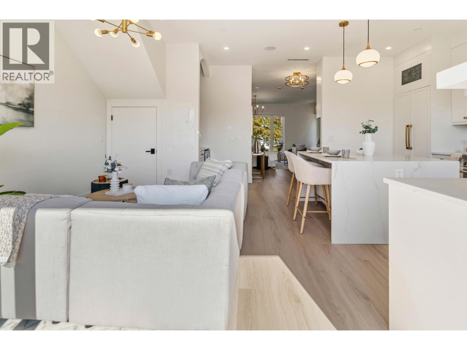 6425 Doman Street, Vancouver, British Columbia  V5S 3H2 - Photo 17 - R3166136
