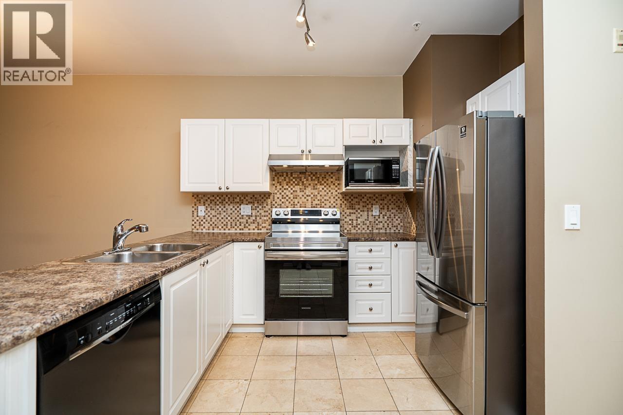 222 2109 Rowland Street, Port Coquitlam, British Columbia  V3C 6J4 - Photo 3 - R3168232