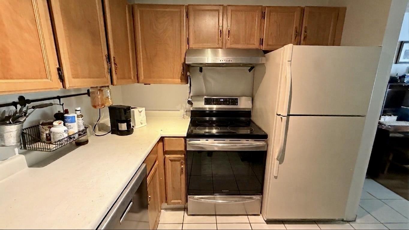 108 9952 149 Street, Surrey, British Columbia  V3R 7W7 - Photo 10 - R3145019
