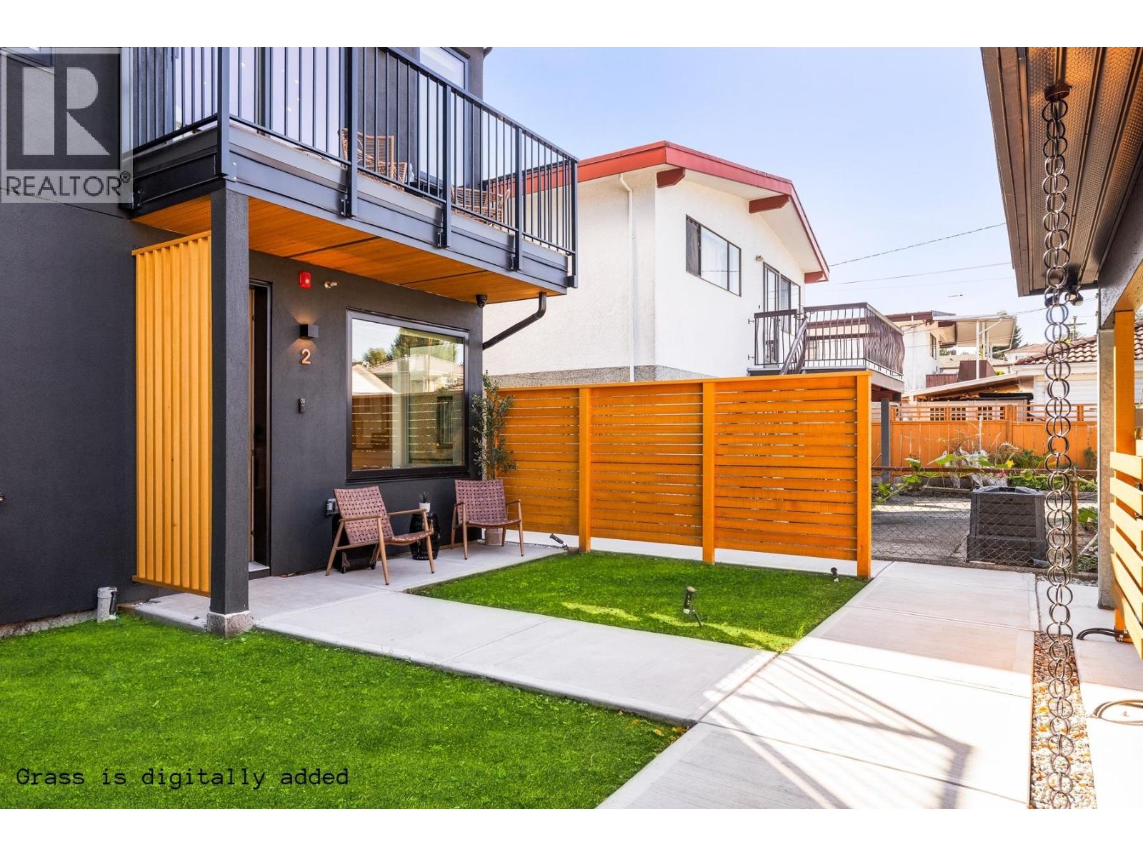 2 2995 ADANAC STREET photo 17