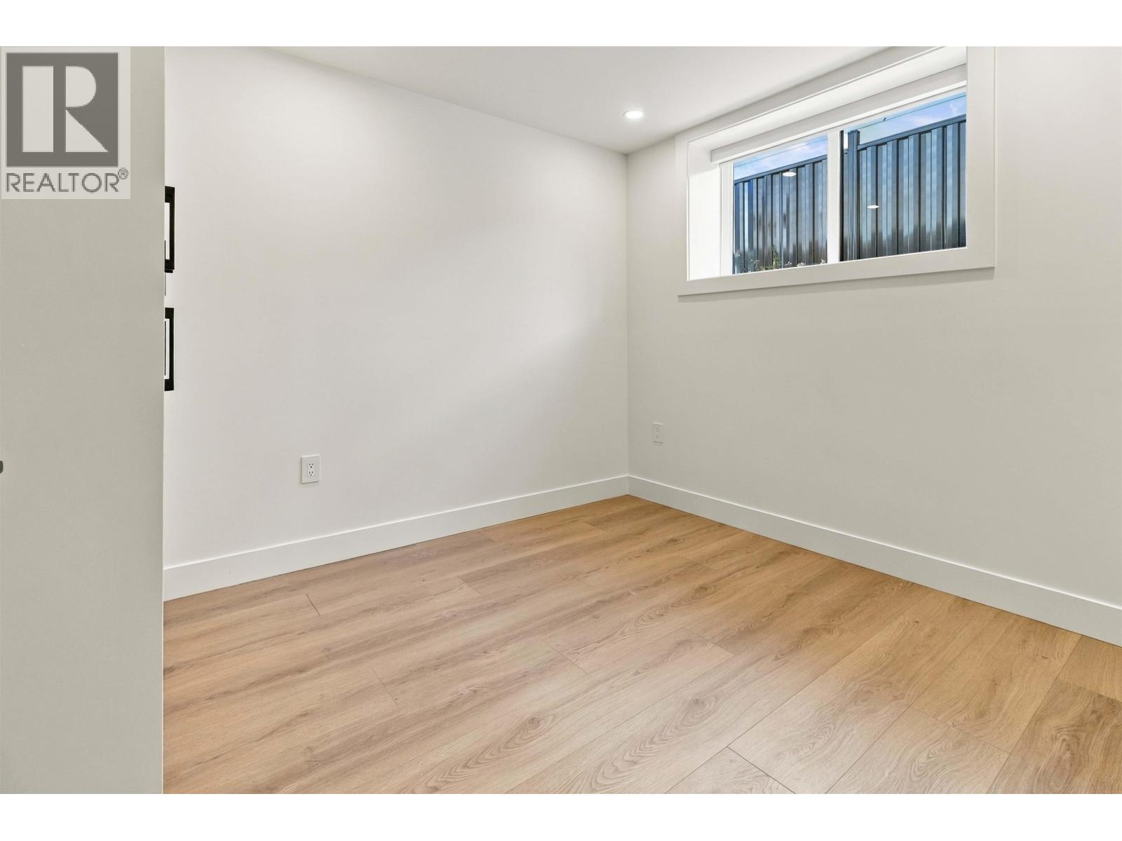 3290 E 48th Avenue, Vancouver, British Columbia  V5S 1H5 - Photo 35 - R3168123