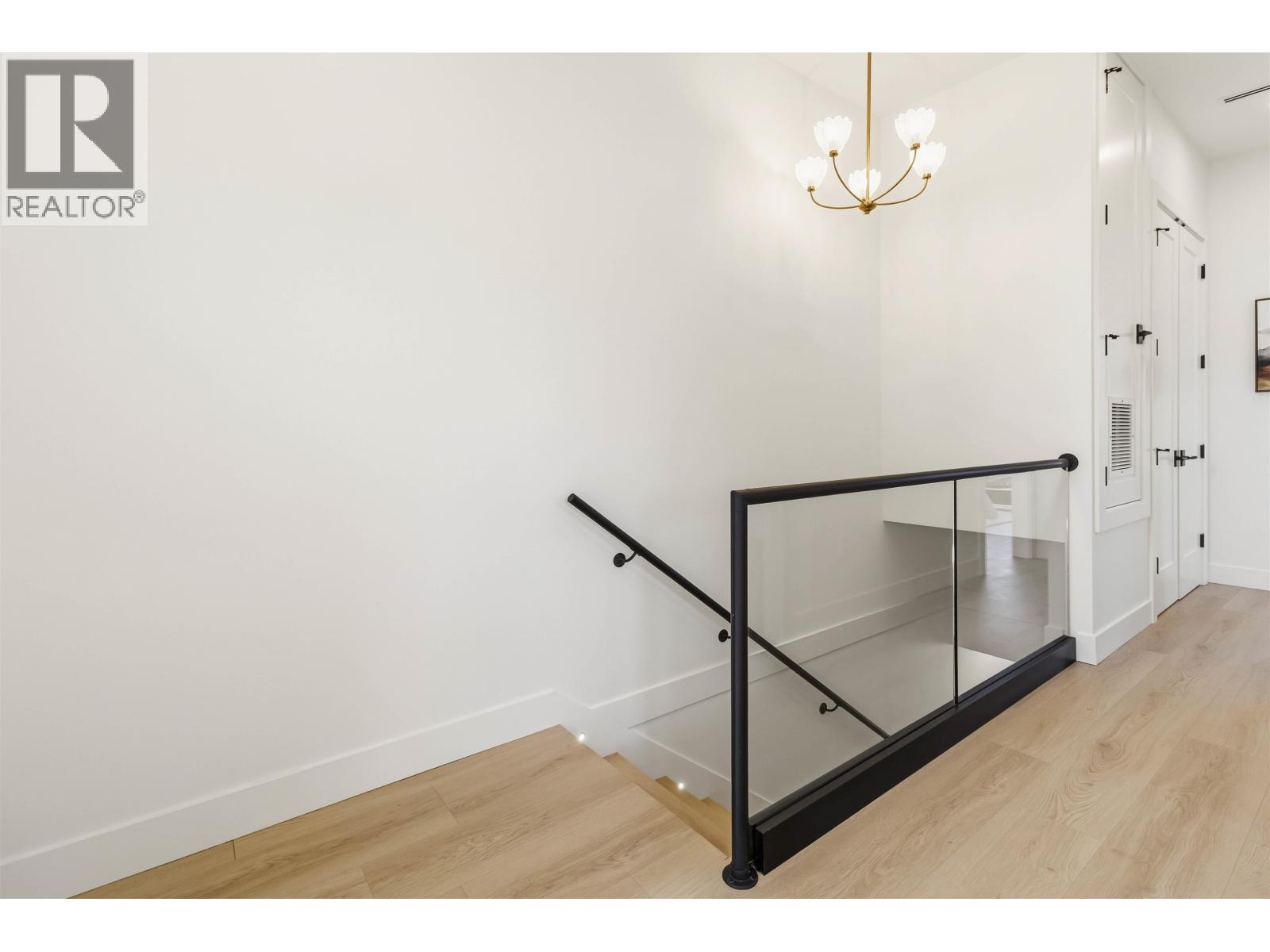 6425 Doman Street, Vancouver, British Columbia  V5S 3H2 - Photo 20 - R3166136