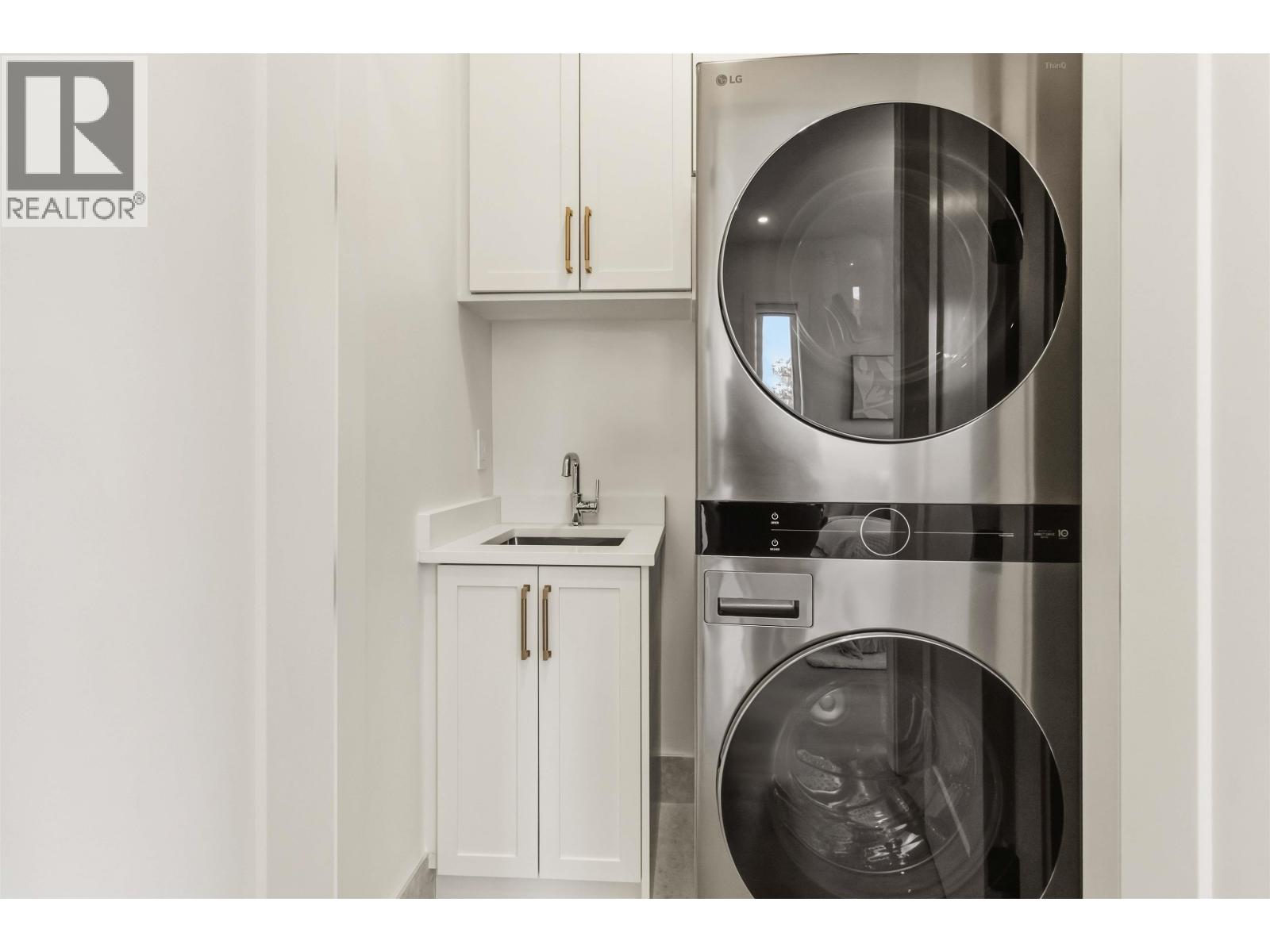 6425 Doman Street, Vancouver, British Columbia  V5S 3H2 - Photo 29 - R3166136