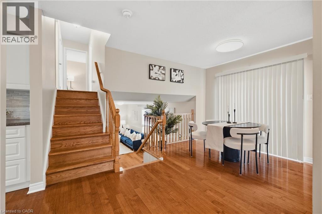 541 Old Abbey Court Unit# B, Waterloo, Ontario  N2K 3V3 - Photo 15 - 40864419