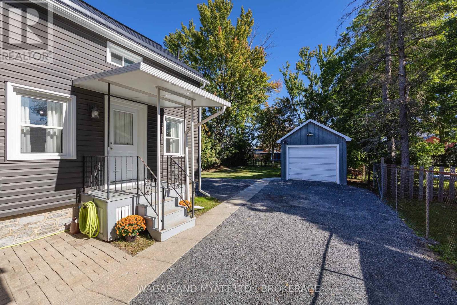 205 Centre Street N, Greater Napanee (Greater Napanee), Ontario  K7R 1N7 - Photo 3 - X13817176