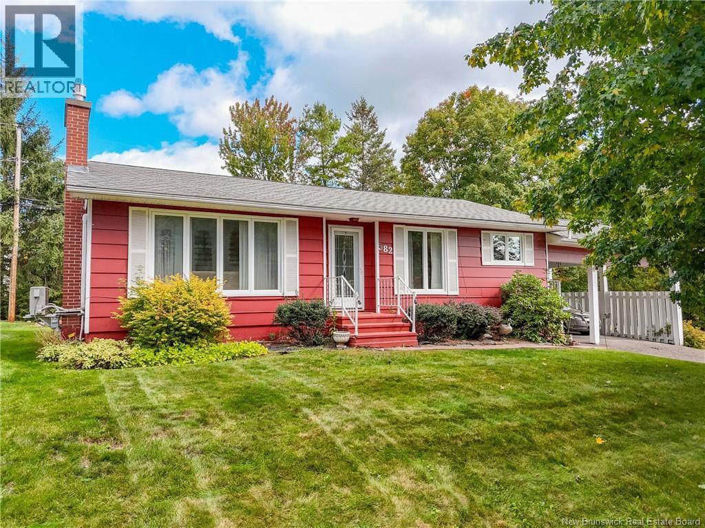 <h3>$369,900</h3><p>582 Broad Street, Nashwaaksis, New Brunswick</p>