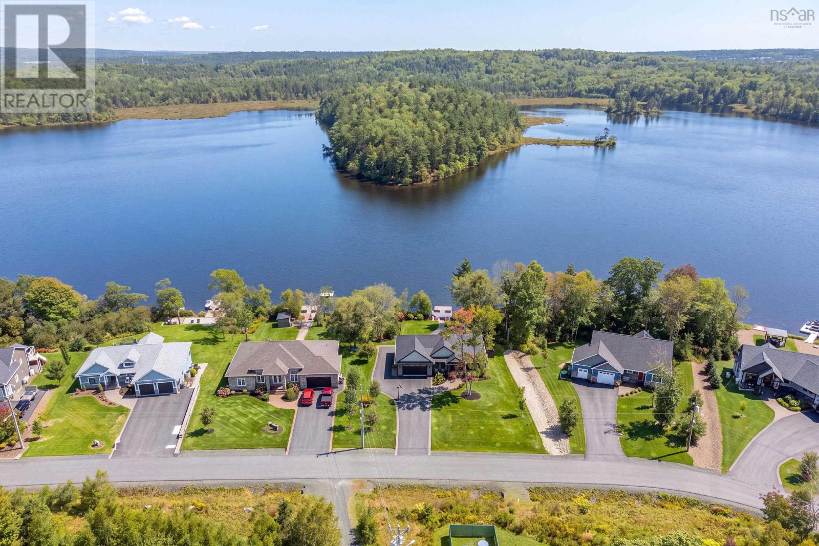 70 Everlina Lane, Windsor Junction, Nova Scotia  B2T 0T3 - Photo 4 - 202624075