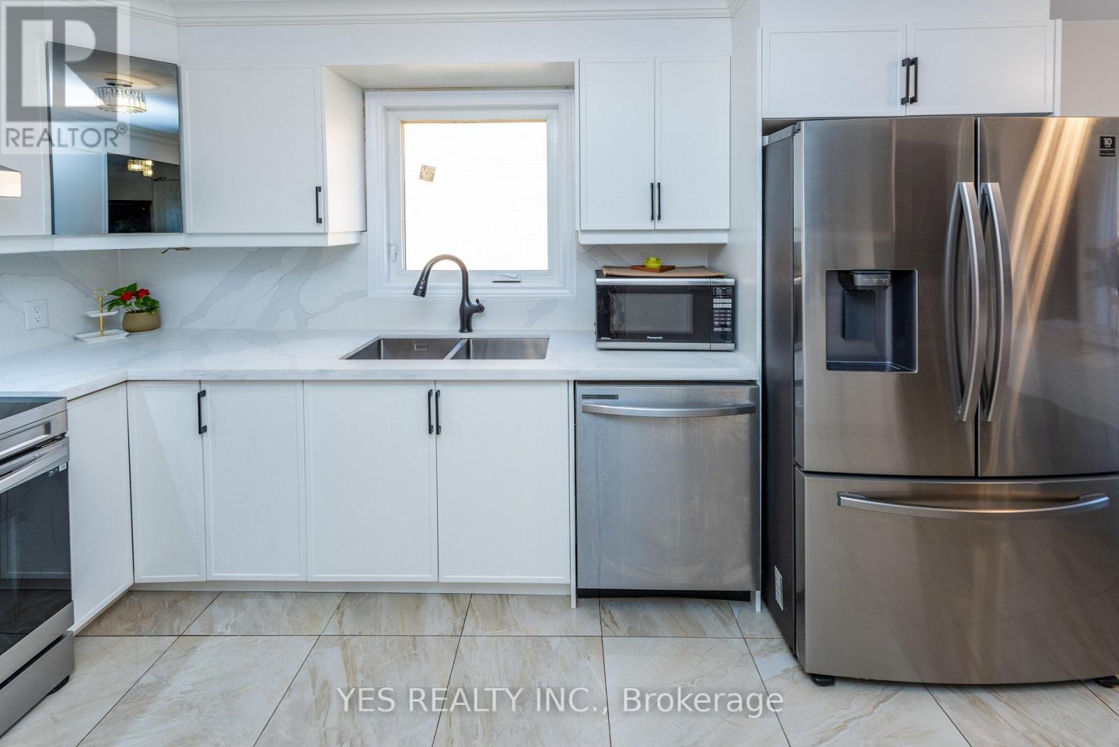 7 Colchester Avenue, Brampton, Ontario  L6Z 3R1 - Photo 18 - W13806888