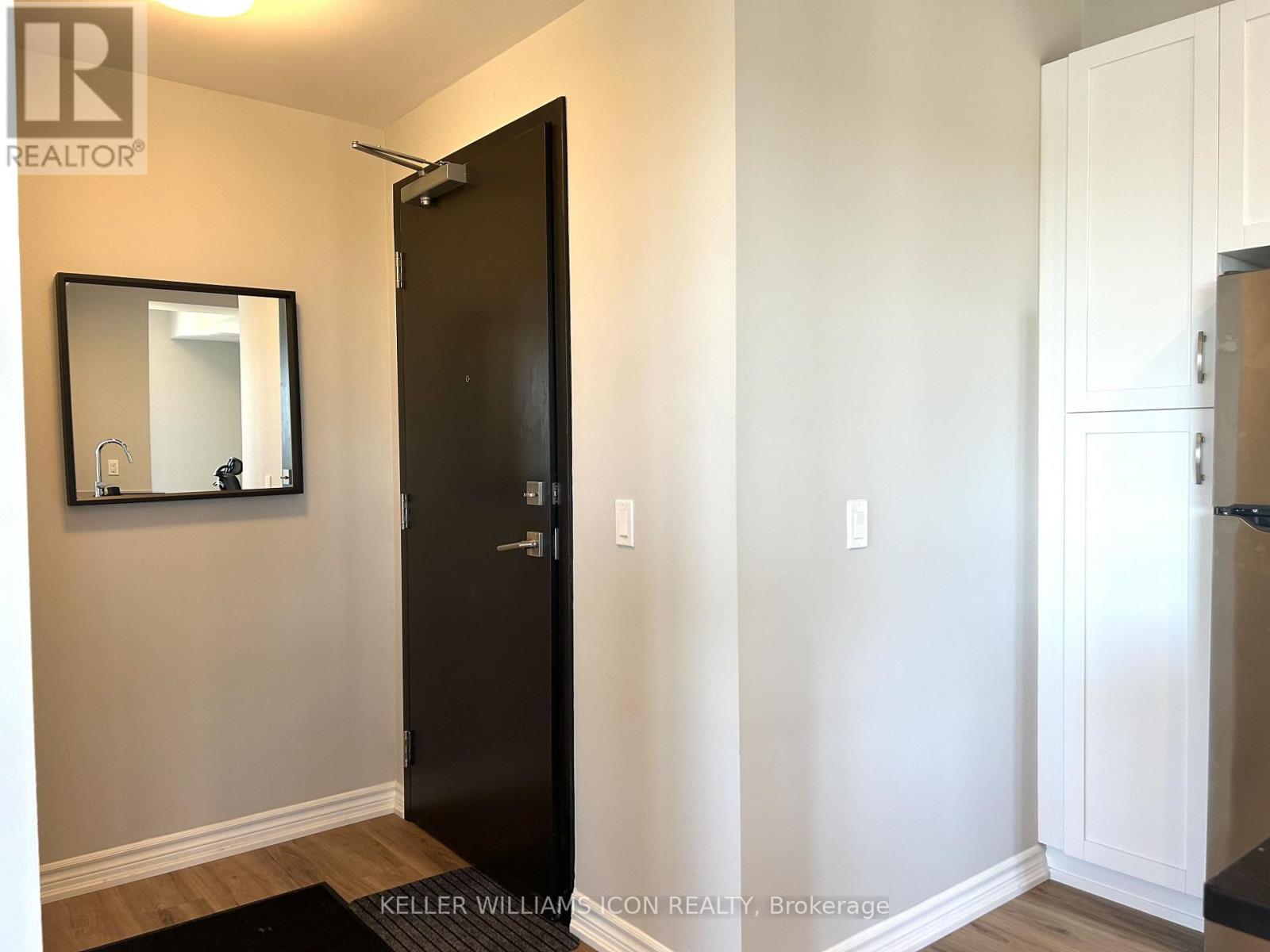 605 - 1350 Hemlock Road, Ottawa, Ontario K1K 5C2 - Photo 2 - X13817178