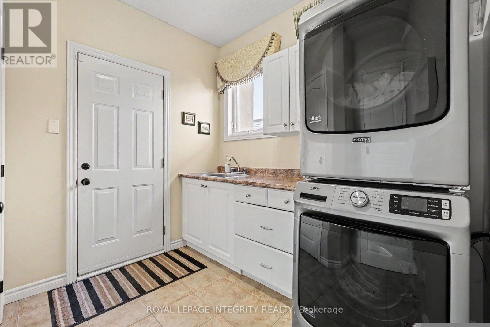 92 Broughton Street, Ottawa, Ontario  K2K 3N4 - Photo 22 - X13817184